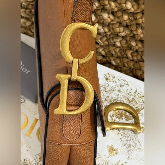Dior Saddle Bag - Picture 3 of 10